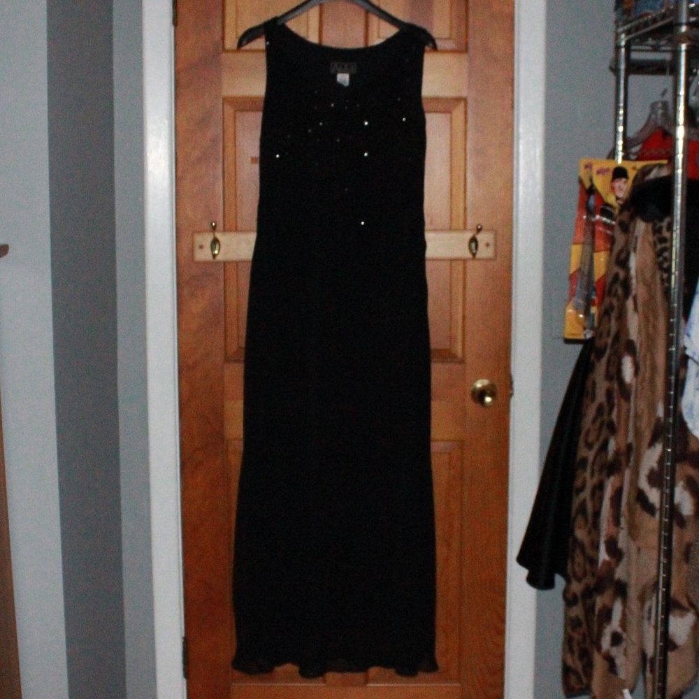 Alex Evenings Beaded & Sequined Formal Dress